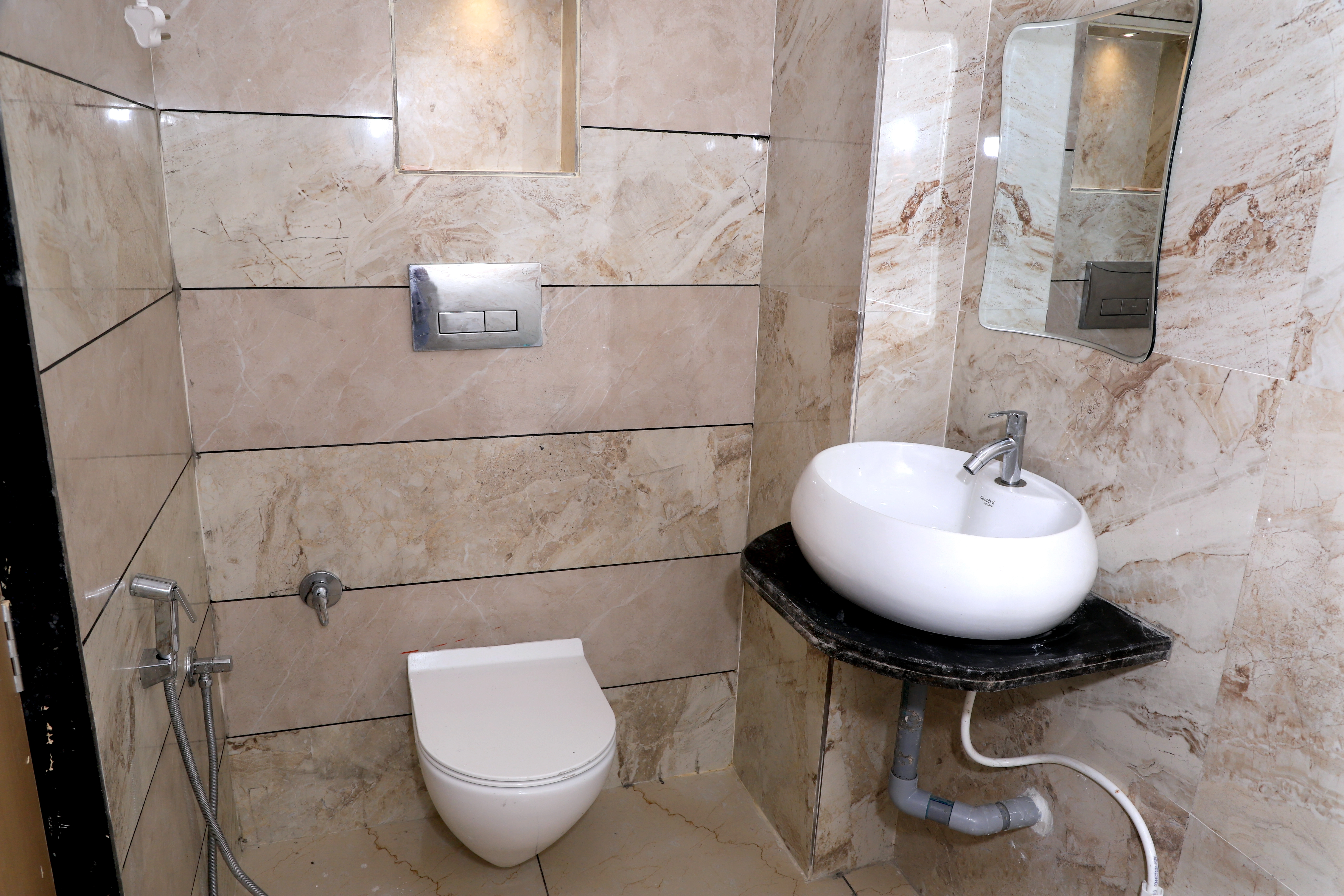 Modern Facilities at Hotel Anjil